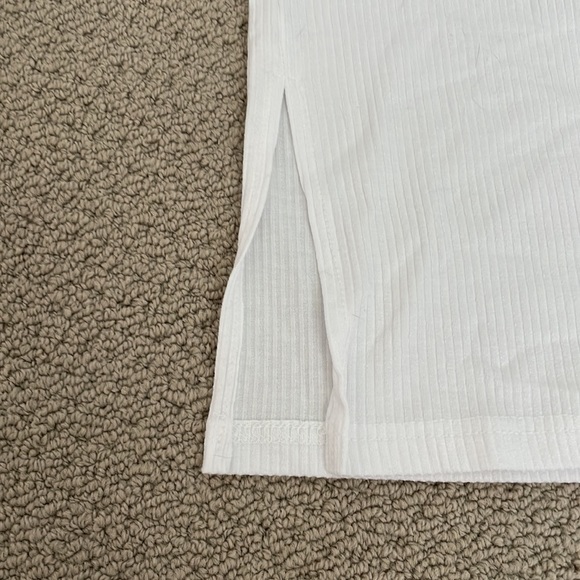 Top - Picture 4 of 5